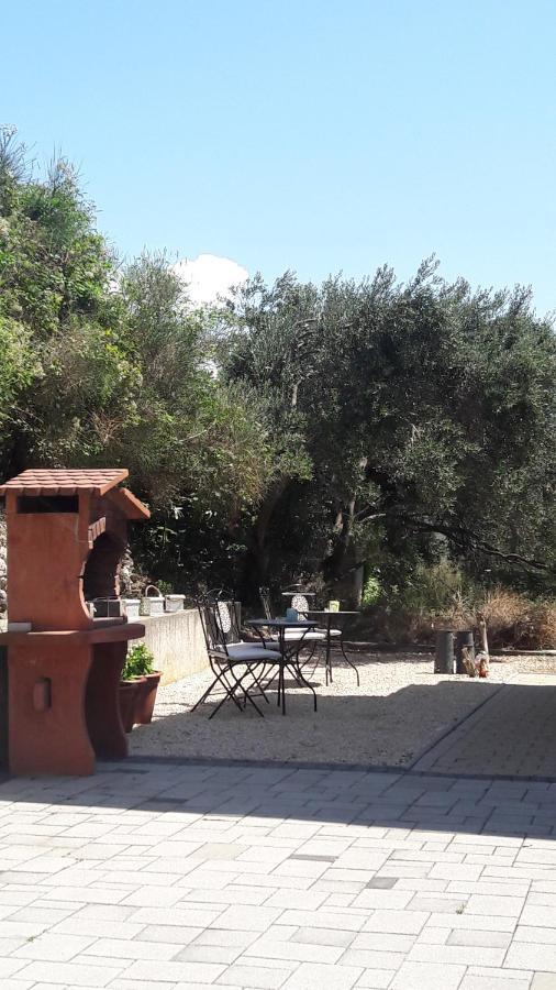 Apartman Barbat-Za Cijelu Obitelj Barbat na Rabu المظهر الخارجي الصورة