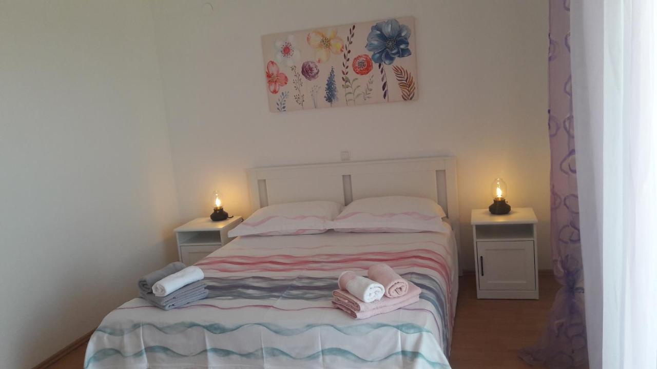 Apartman Barbat-Za Cijelu Obitelj Barbat na Rabu المظهر الخارجي الصورة